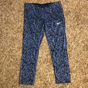 Cropped Nike Leggings